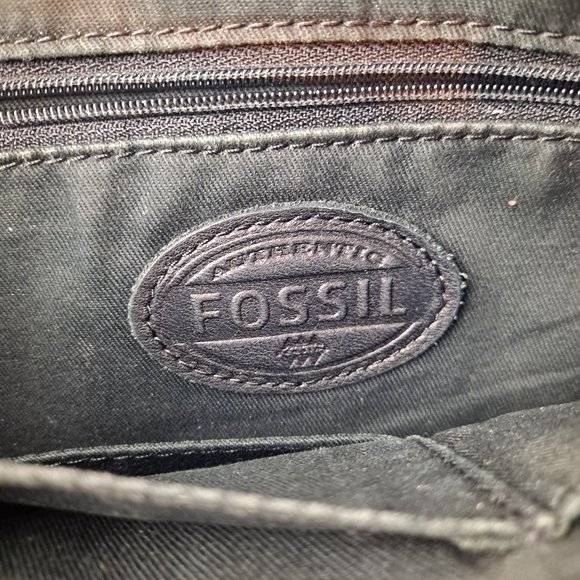 Fossil Black Pebbled Leather Crossbody Bag - Picture 9 of 11